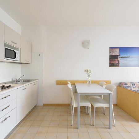 Condominio Lavinia Bibione Eksteriør billede